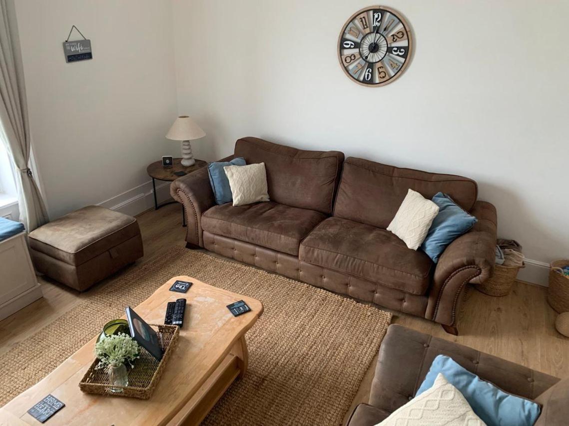 Beach View, 4 Bedroom House Opposite The Sea! Sleeps 10 Sandgate Exterior photo
